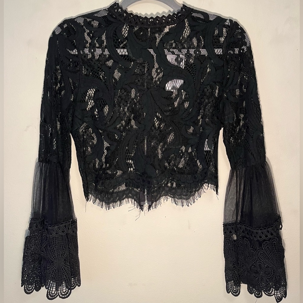 HONEY LACE ZIP BLOUSE
